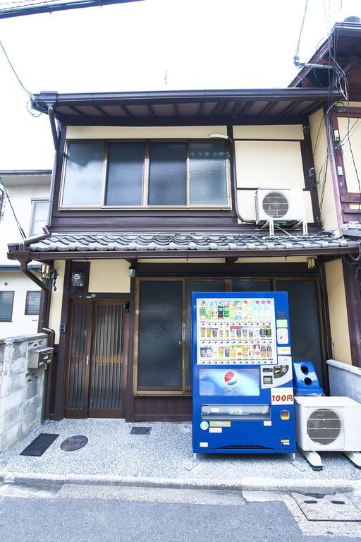 Вилла Base Karasuma Imadegawa Киото Экстерьер фото